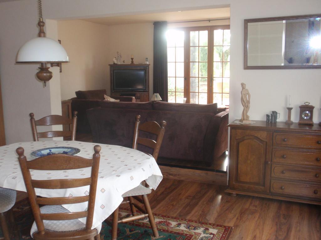 Gite de Poulas Couffy Habitación foto